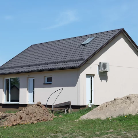Betónové potery pre novostavby: Moderné a estetické riešenie